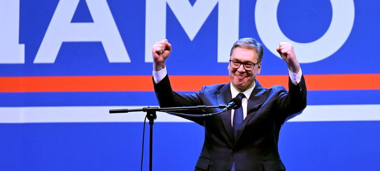 Вучич сплачивает сторонников